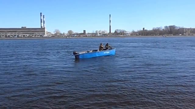 Neva river 08.04.2014 Нева (Постановка сетей на корюшку) смотреть онлайн