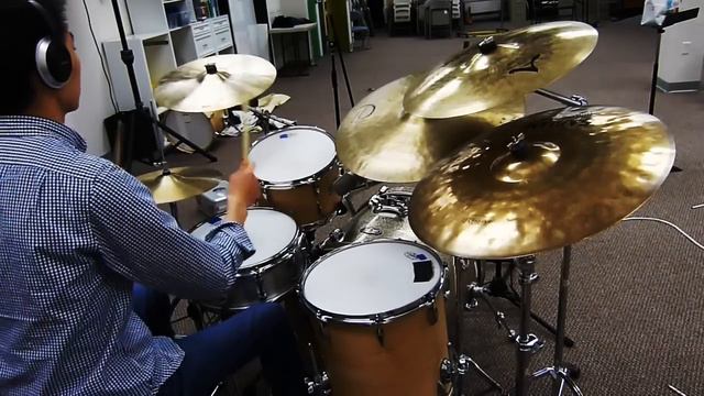 Andy Kim: Happy- Pharrell Williams [Drum Cover] смотреть онлайн