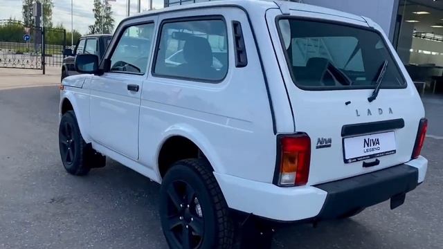 Niva Legend [BLACK] 2023 года смотреть онлайн