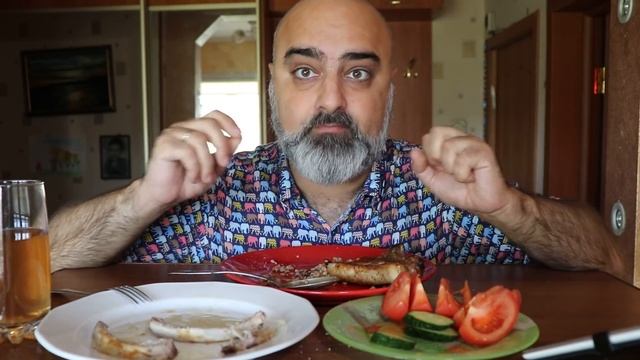 ОБЖОР!!! ЖАРЕНОЕ МЯСО и ГРЕЧА с ЛУКОМ!!! КАК Я ПРИНИМАЛ РОДЫ! | Жру.ру#179 |