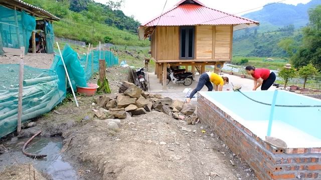 Building My Life Off The Grid Episode 85 | Release Colorful Fish And Build Fountains