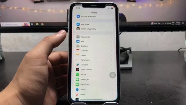 iOS 17.1 iPhone XR - Complete Review on iPhone XR iOS 17.1 - After 6 Days смотреть онлайн