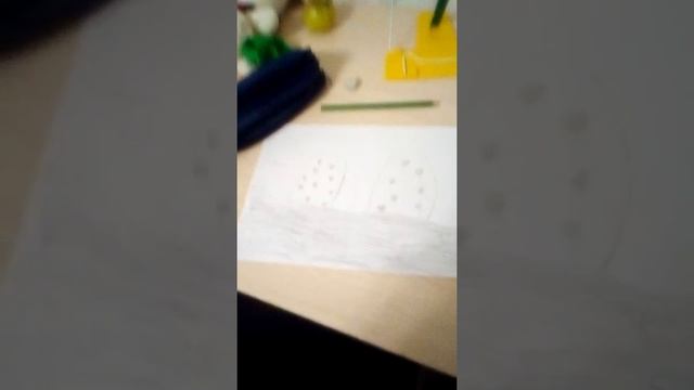 Как легко нарисовать гнездо с страусинными яицами,в близи смотреть онлайн