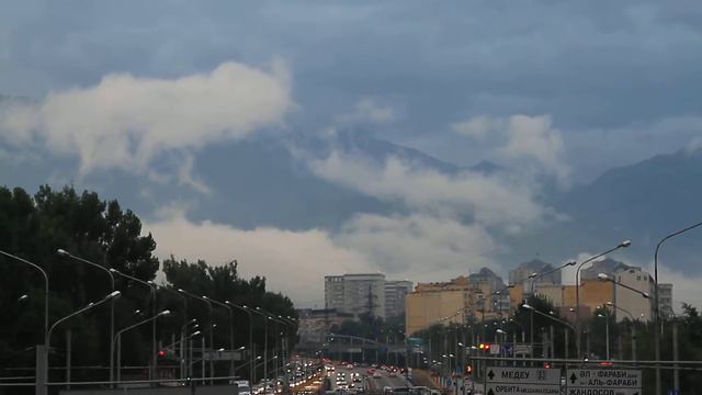 Алматы. Горы после дождя смотреть онлайн