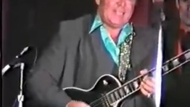 Live 1987 Roy Clark Guitar Pickin Tico Tico смотреть онлайн