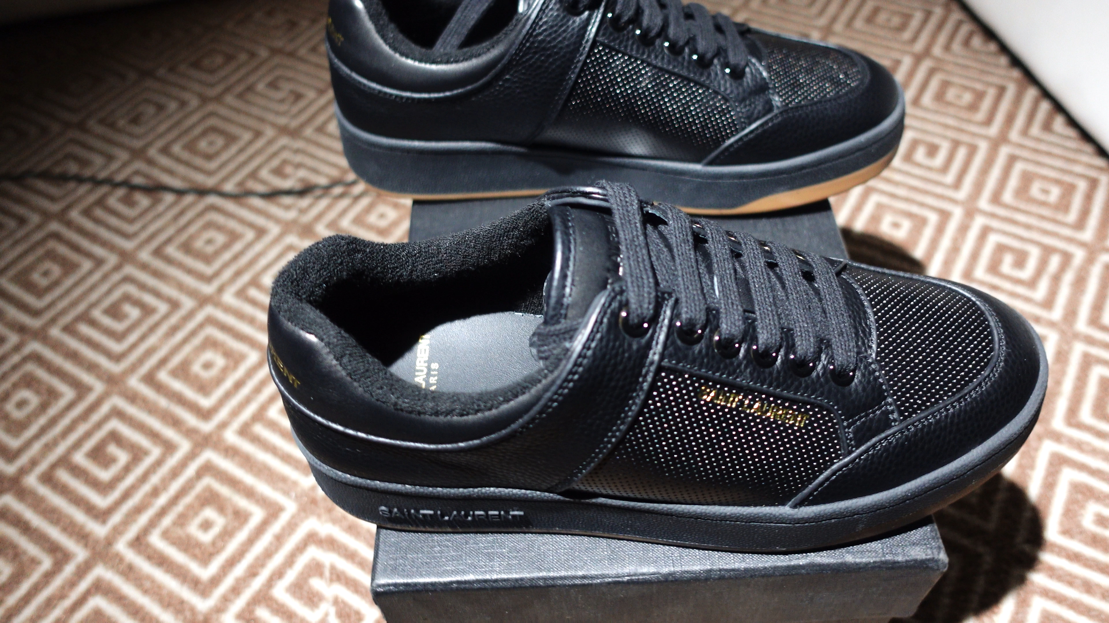 Ysl Sneakers Original