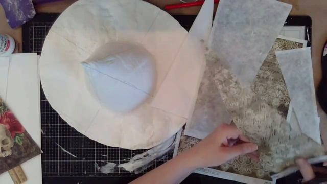Paper and Clay Witch Hat for Halloween смотреть онлайн