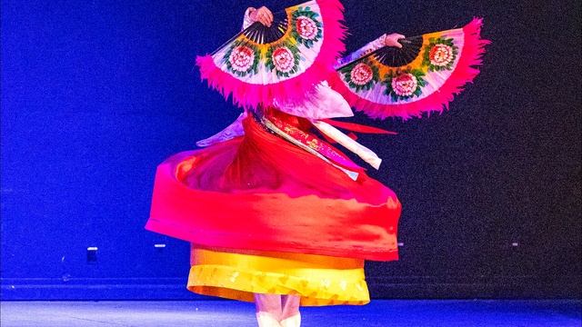 Korean Dance Performance at Korean American Night (Photos by George Jung) смотреть онлайн
