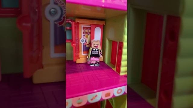 Lego RobloxQueen переделали из Лего человечка #roblox #lego #queen #сделайсам смотреть онлайн