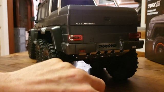 UNBOXING TRAXXAS TRX6 MERCEDES G63 AMG 6X6 смотреть онлайн