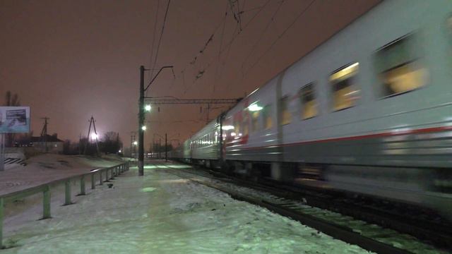 ЭП1М-615 с поездом №050А Санкт-Петербург — Кисловодск о отправляется со станции Миллерово смотреть онлайн