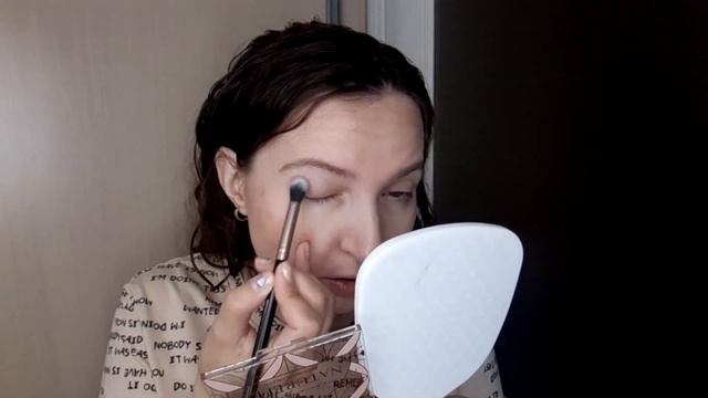 Золотой? Неделя макияжей. День 3 / Тест теней VIVIENNE SABO, Metamourthoses 01, 04 смотреть онлайн