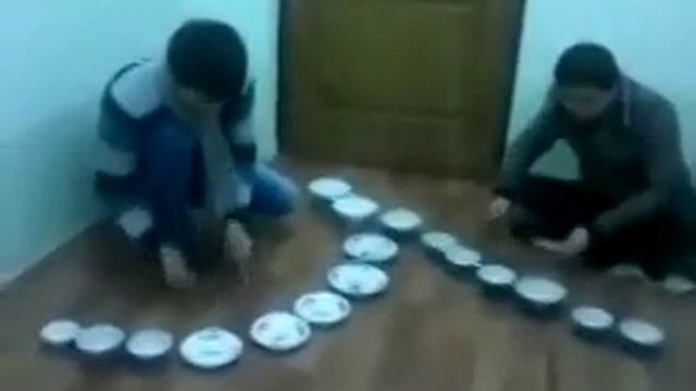 Этим чудакам даже музыкальные инструменты не нужны!!! смотреть онлайн