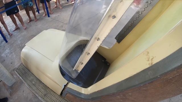 Aquaventure Waterpark Dubai - Trapdoor Waterslide - The Poseidon's Revenge