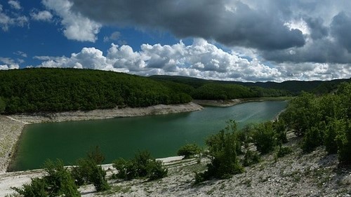 Богатое Ущелье на закате осени.Новоульяновское водохранилище,покоряет любого, кто впервые увидит его смотреть онлайн