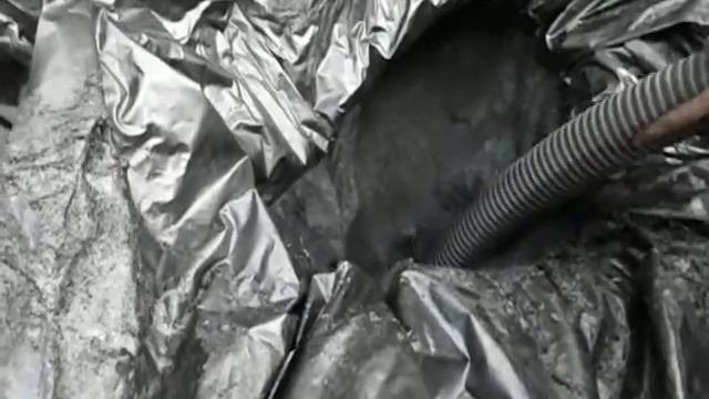 DS5000NT. Выгрузка графита из биг-бэга 1 смотреть онлайн