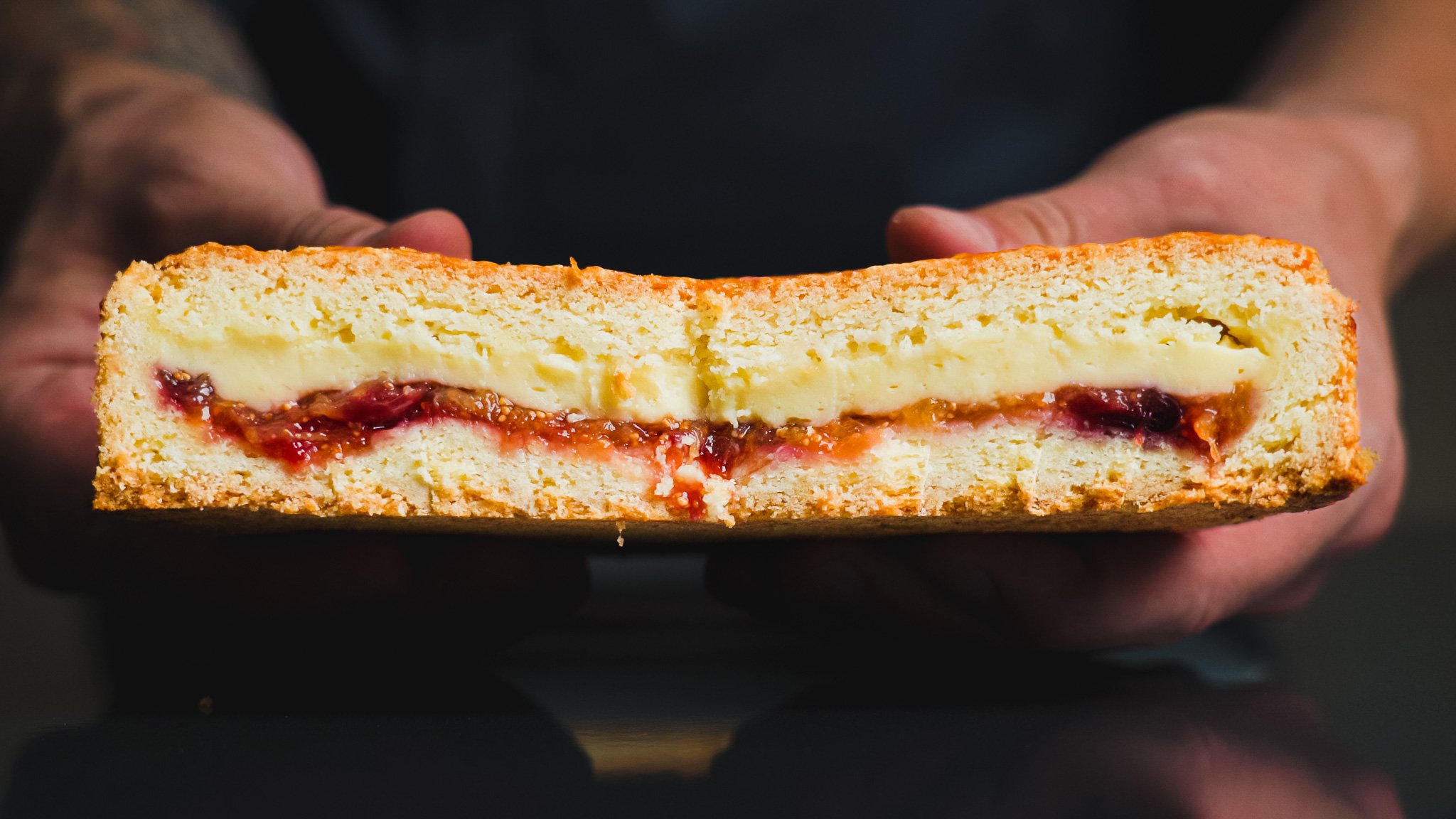 Десерт, который популярен в Испании еще с 1914 года. «Баскский пирог» с заварным кремом смотреть онлайн