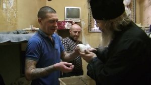 Благовещенье  Белые голуби взмыли в небо над Бутыркой