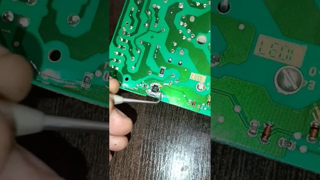 Стиральная машина Bosch maxx5 резко вращает двигатель/ Ремонт модуля управления смотреть онлайн