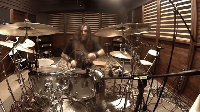 Kostas Milonas - Guitars & Laser Beams - Day Of Reckoning (drum cover) смотреть онлайн
