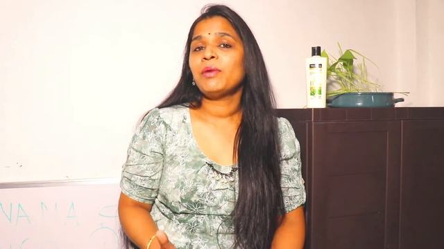 TRESemme Detox And Restore Conditioner | Honest Review In Hindi | Indian Mom Forever