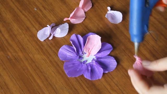 Diy: Цветок из гофрированной бумаги / Простой способ / flower of corrugated paper смотреть онлайн