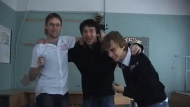 Пивной танец.avi смотреть онлайн