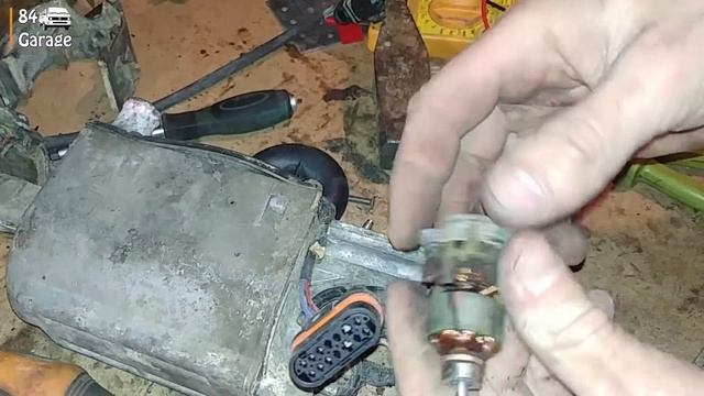 D5WZ Don't Work. Repair. Fault code 01414 - Combustion Air Blower (V6) смотреть онлайн