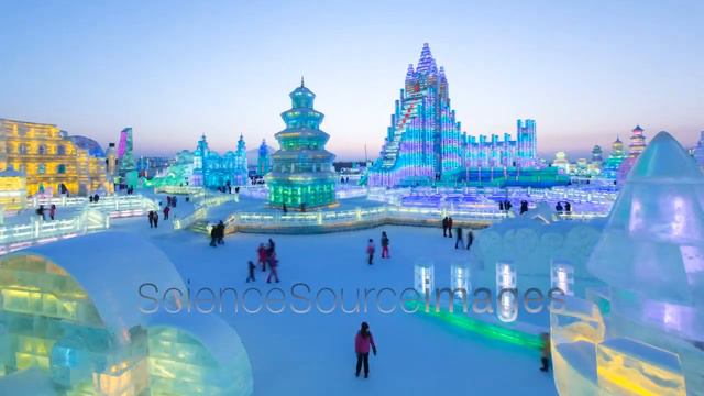 Timelapse from day to night, Harbin Snow Festival, China смотреть онлайн