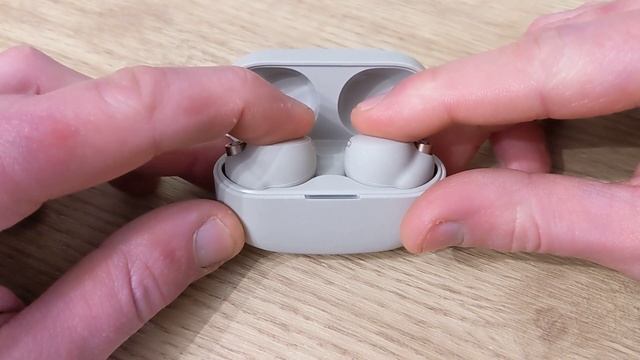 How to initialise Sony WF-1000XM4 | pairing a replacement earbud смотреть онлайн