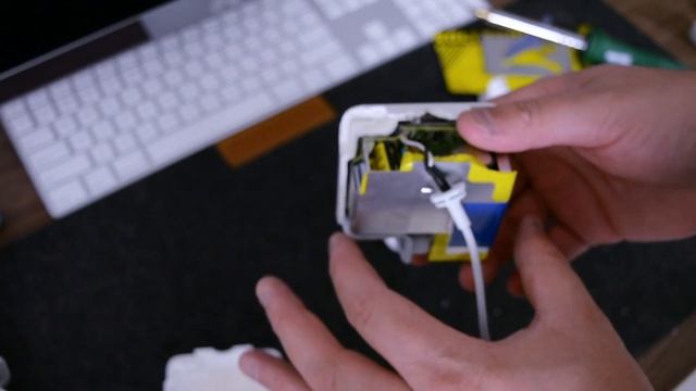 COMO CONSERTAR O CARREGADOR DO MACBOOK - MAGSAFE 1 E 2 (TUTORIAL) смотреть онлайн
