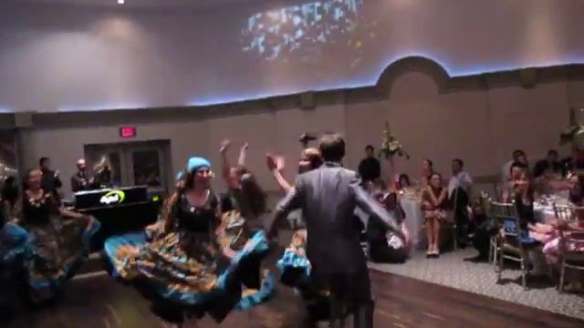 Цыганочка. Жених Максим. Gypsy Dance with groom смотреть онлайн