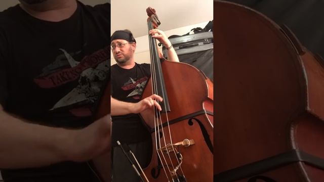 Pirastro strings artist Eddy Khaimovich comps & solos over "Nefertiti" by Wayne Shorter смотреть онлайн