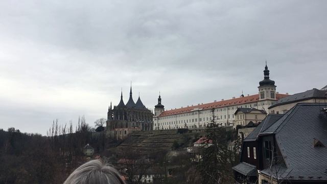 Кутна гора Всего в часе езды от Праги находится потрясающий чешский город с большой историей — Кутн