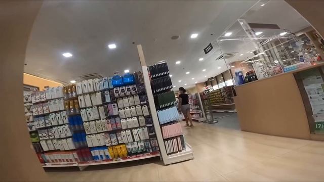 SPYING Carlyn in PUBLIC - EXPOSED!! смотреть онлайн