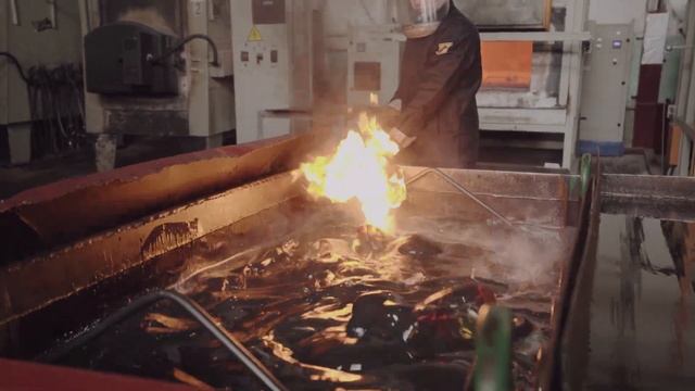 Работаю на заводе. Нравится! смотреть онлайн