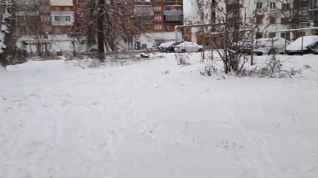 Бабушка,ты счастливая, тебе всё можно! 😘✌️👍Ты на пенсии - ходи ,где хочешь,гуляй,когда хочешь! смотреть онлайн