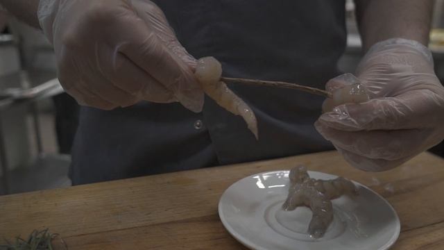 Тигровые креветки с овощами Вок в ресторане FOUR | Пермь смотреть онлайн