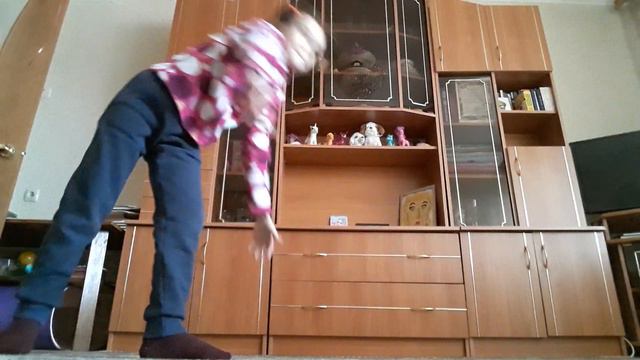 Ну не очень получилось у меня снимать видео потому что придумать разные идеи А так сложно смотреть онлайн