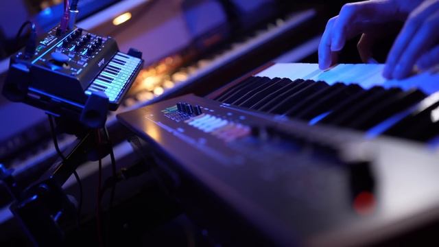 Behringer PRO VS Mini - How Does It Sound? смотреть онлайн