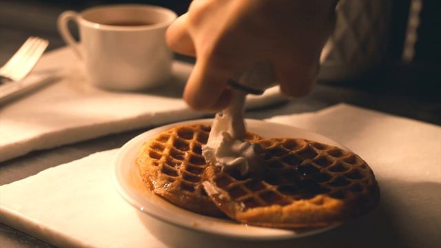 I FAKED Sunlight  || Using an Amaran 60x + Gobos