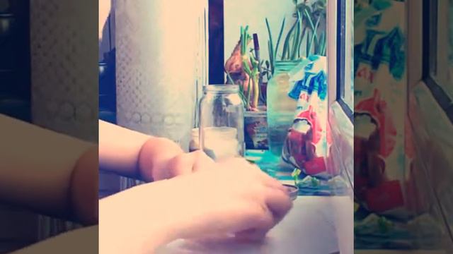 В бутылке радужная соль