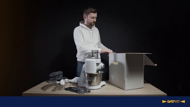 DATART - Kuchyňský robot Bosch CreationLine MUM58257 bílý | unboxing смотреть онлайн