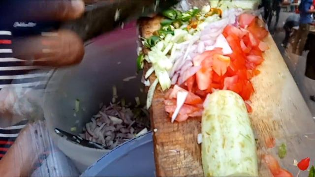 Yummy masala chanachur @ 10 Rs Spicy world food selling Most Tastiest chana Bengali snacks смотреть онлайн