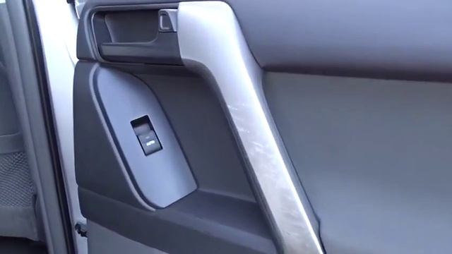 Toyota Landcruiser Prado Cairns QLD U45671 смотреть онлайн