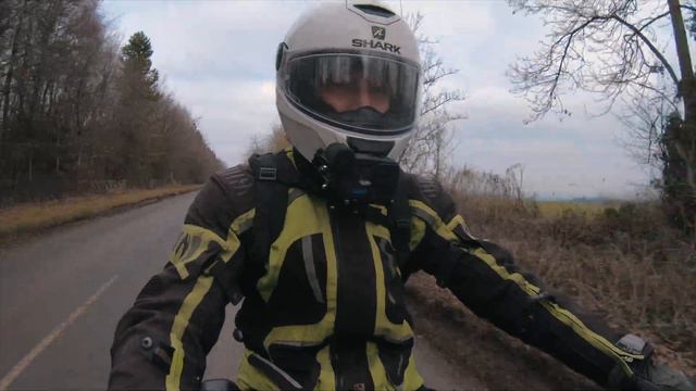 What Motorbiking Does For My Mental Health смотреть онлайн