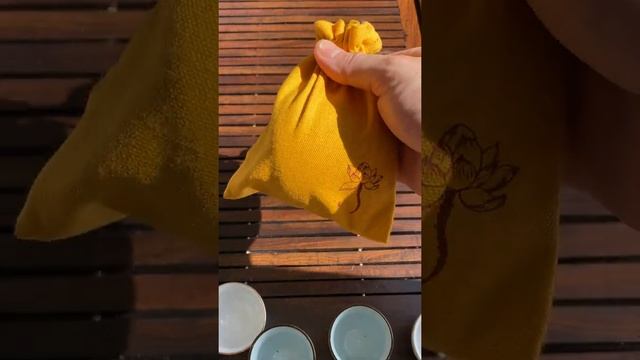 Мешок для чайника ЖЕЛТЫЙ ЛОТОС 黄莲花 20112700 смотреть онлайн