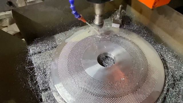 В работе матрица на гранулятор 22квт 2мм фильера 3740 отверстий толщина 18мм смотреть онлайн