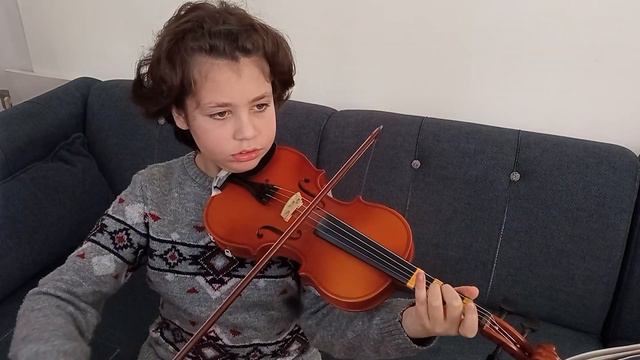 [Happy and smiling] (beginner violin) #violin #challenge #practice #music #violinist #cover смотреть онлайн