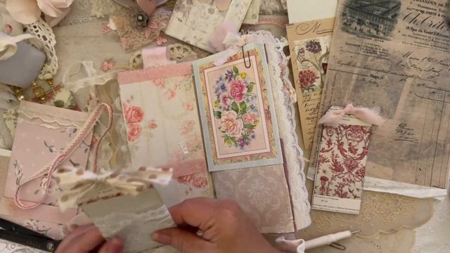 FLIP FLOP JUNK JOURNAL SERIES: PART 9 - FILLING AND DECORATING смотреть онлайн